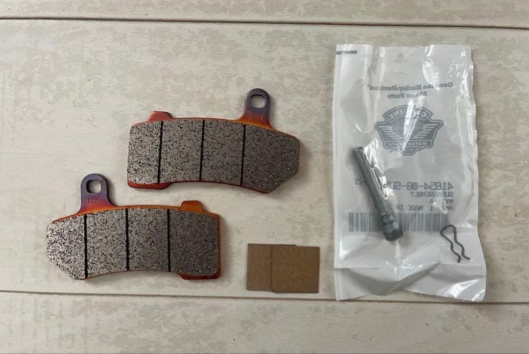新品未使用　ハーレーダビッドソン 純正ブレーキパッド　ツーリング　トライク