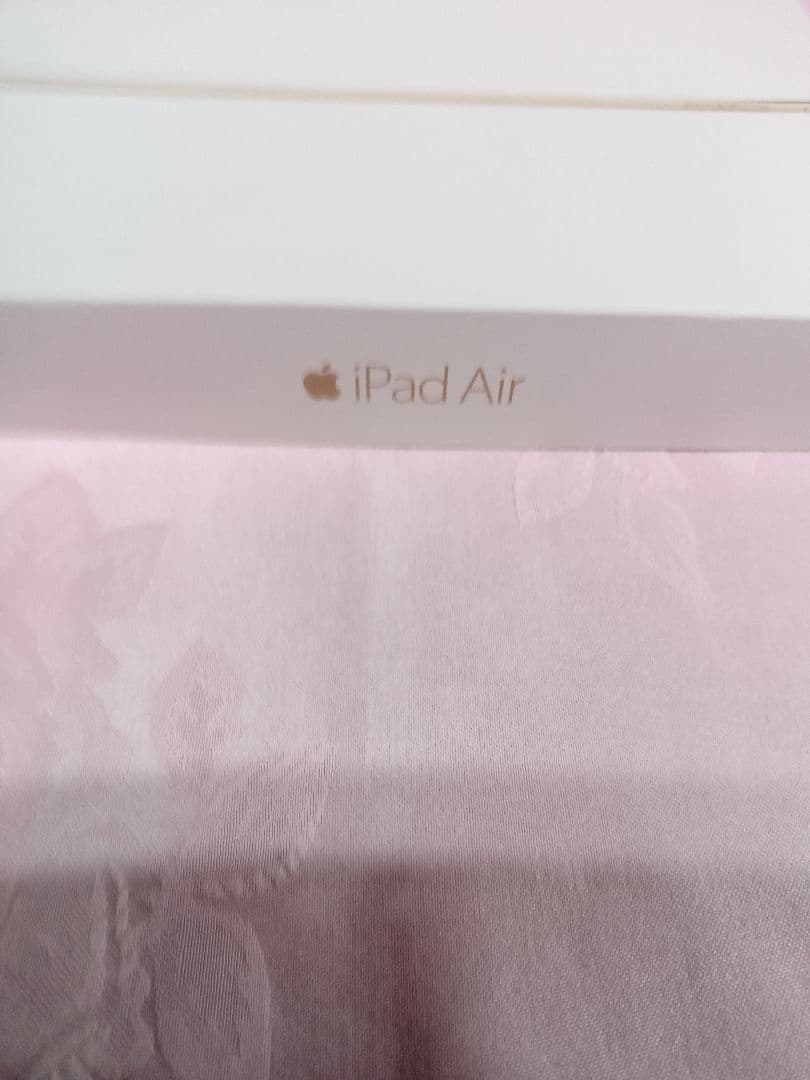 Apple iPad Air2 ゴールド Wi-Fi+Cellularモデル