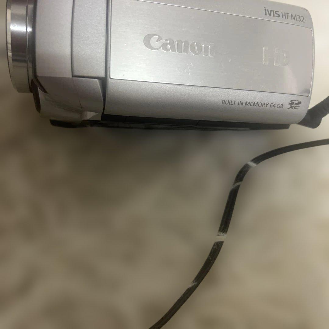 Canon HDビデオカメラ　iVIS HF M32 シルバー