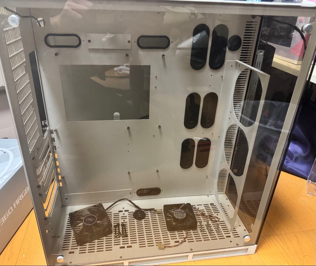 R*a様 LIAN LI O11 フルタワー PCケース