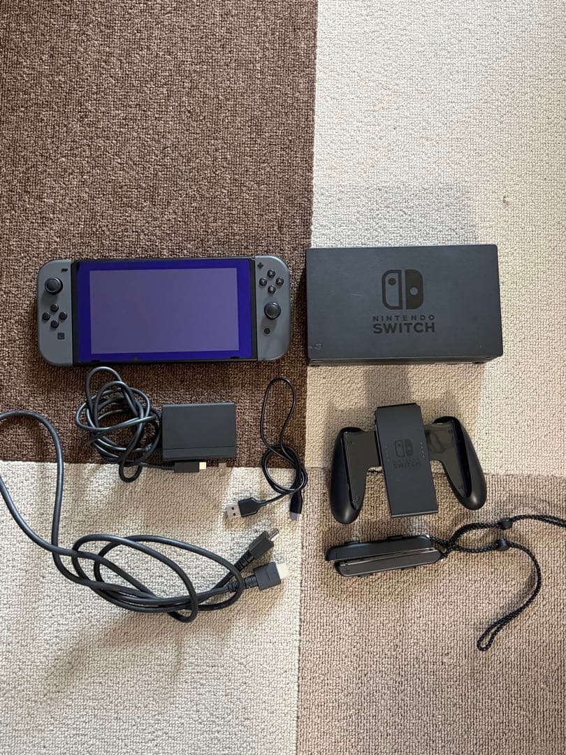 【美品・付属品完備】Nintendo Switch グレー 本体セット