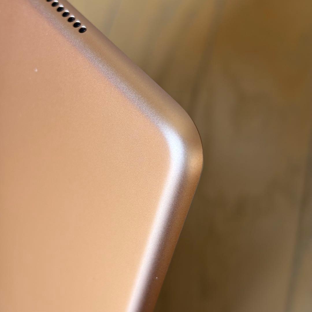 Apple iPadair第３世代 ゴールド 本体バッテリー80％綺麗です