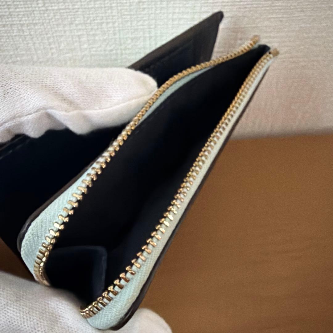 ケイトスペード　kate spade スモールウォレット　二つ折り財布