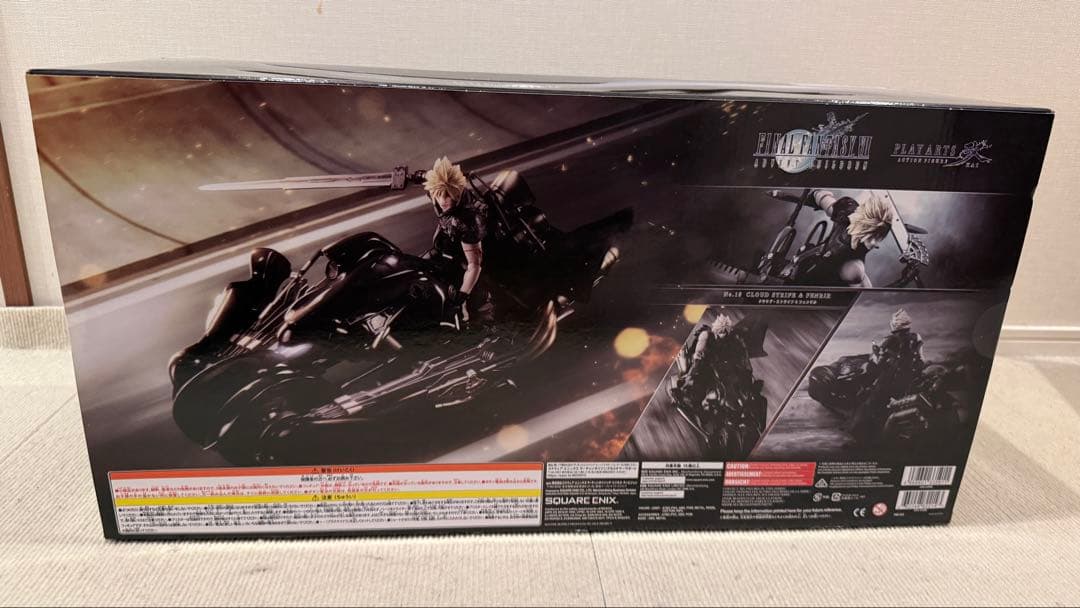 新品未開封 プレイアーツ改 クラウド・ストライフ&フェンリル　フィギュア