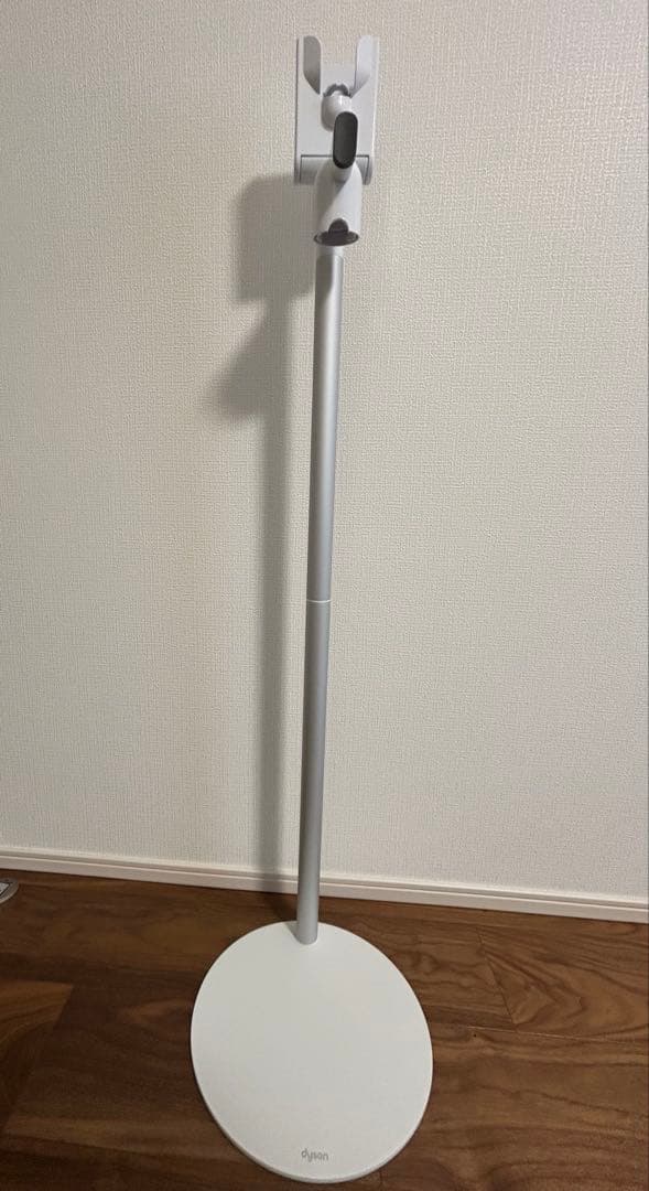 ダイソン スタンド フロアドック　Floor Dok
