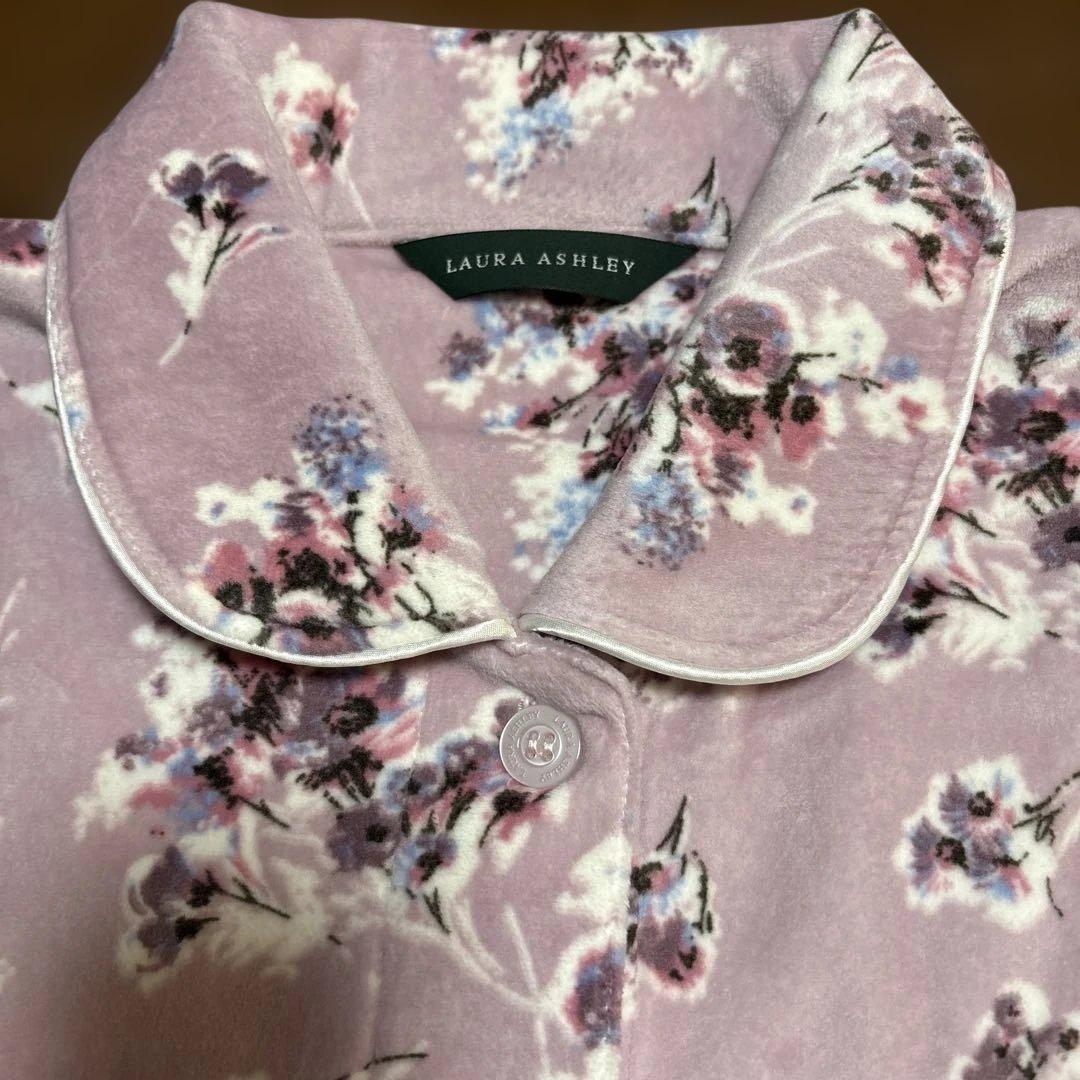 新品【LAURA ASHLEY 】婦人パジャマ 冬物パジャマ Mサイズ