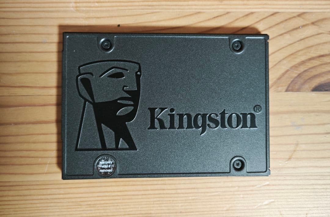 キングストン SATA SSD 480GB ほぼ未使用のSSD