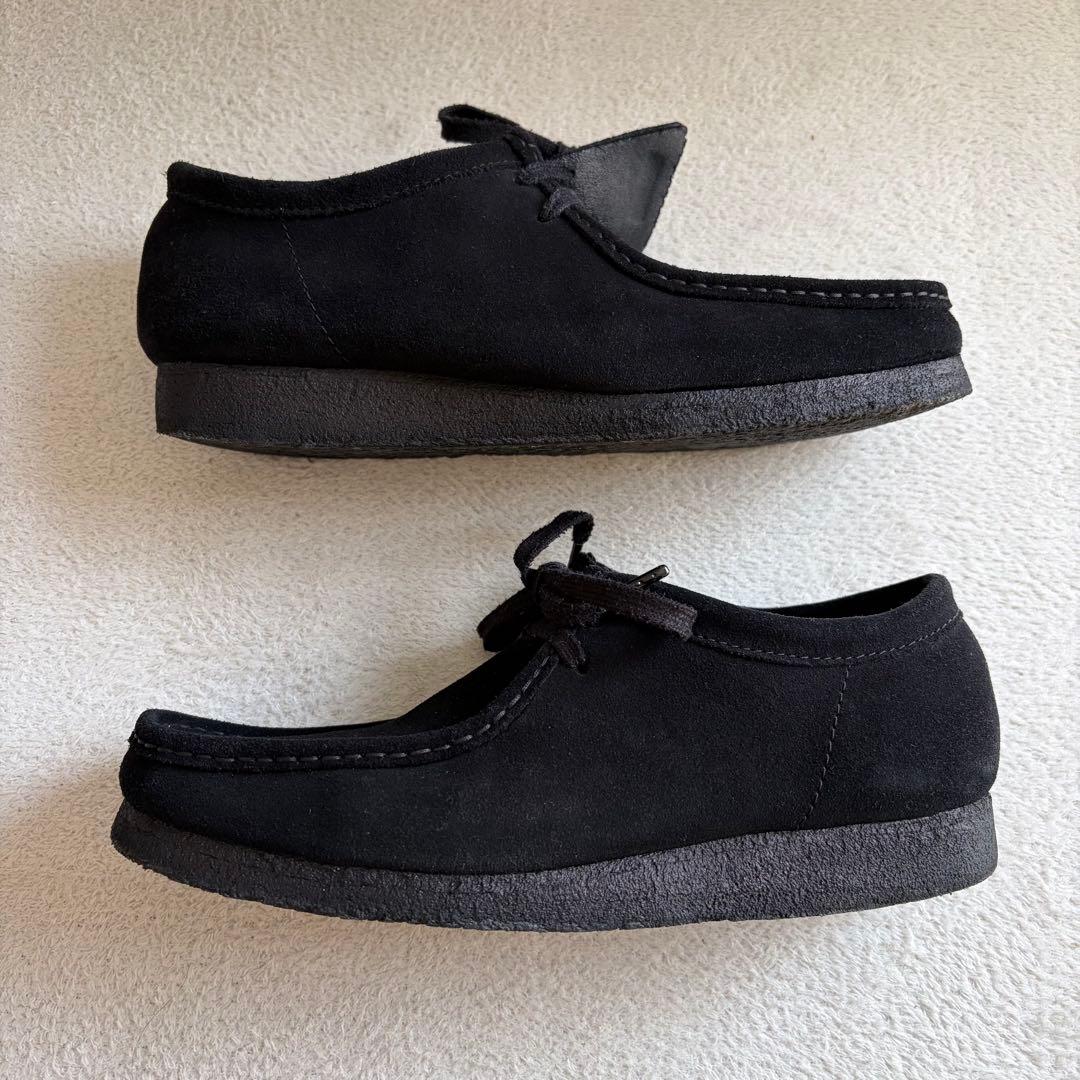 あくたん Clarks originals ワラビーシューズ ブラック