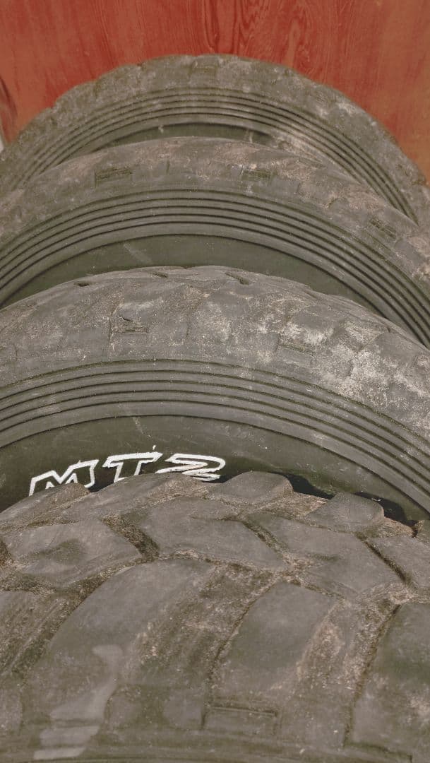 ダンロップ グラントレック MT2 LT255/85R16 タイヤ